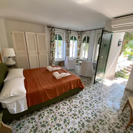 Charming Villa *