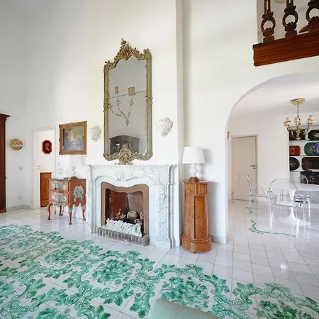Vila Charming Capri
