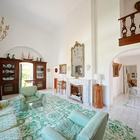 Vila Charming Capri